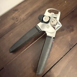 Oxo Silver and Black Can Opener